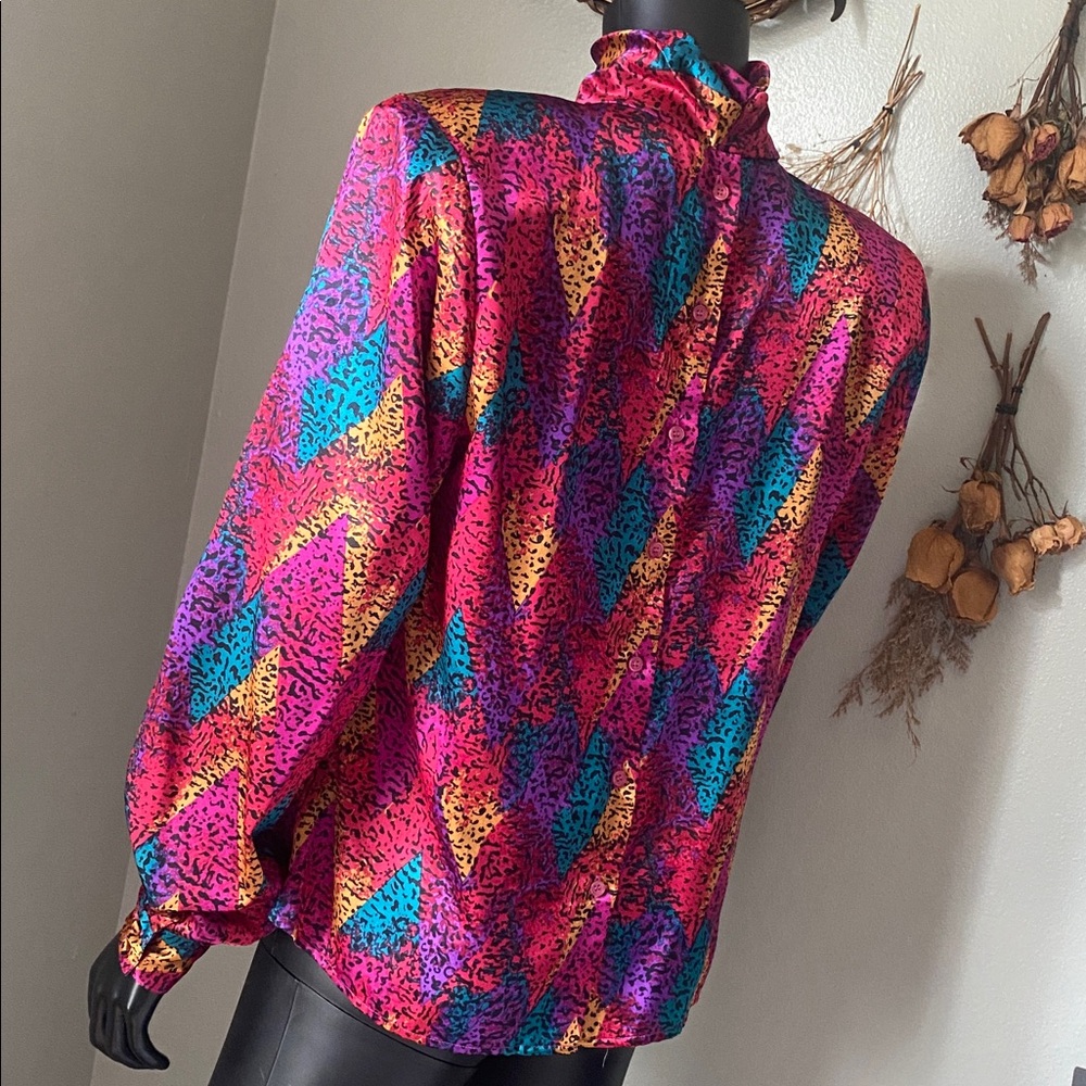 Vintage Michelle Stuart Multicolor Abstract Button Down Shirt - Picture 6 of 12